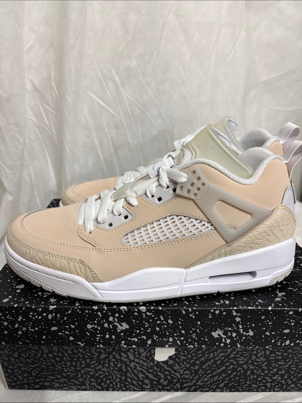 Jordan Spizike Low Sanddrift Sneakers size 8 NWT